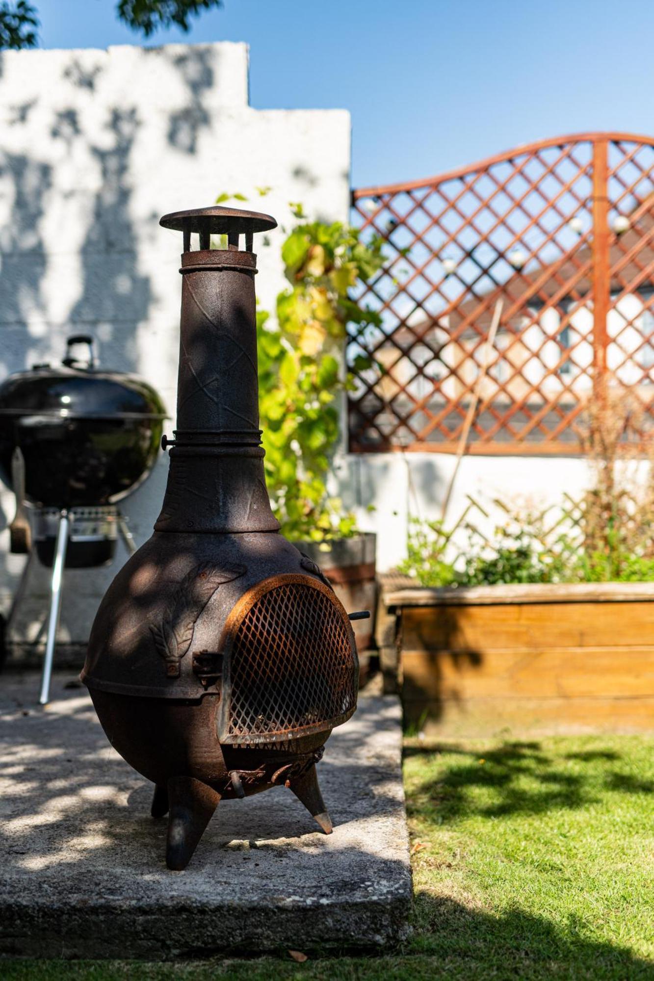 Charming Family Home With Stoves, Garden & Parking Bristol Eksteriør bilde