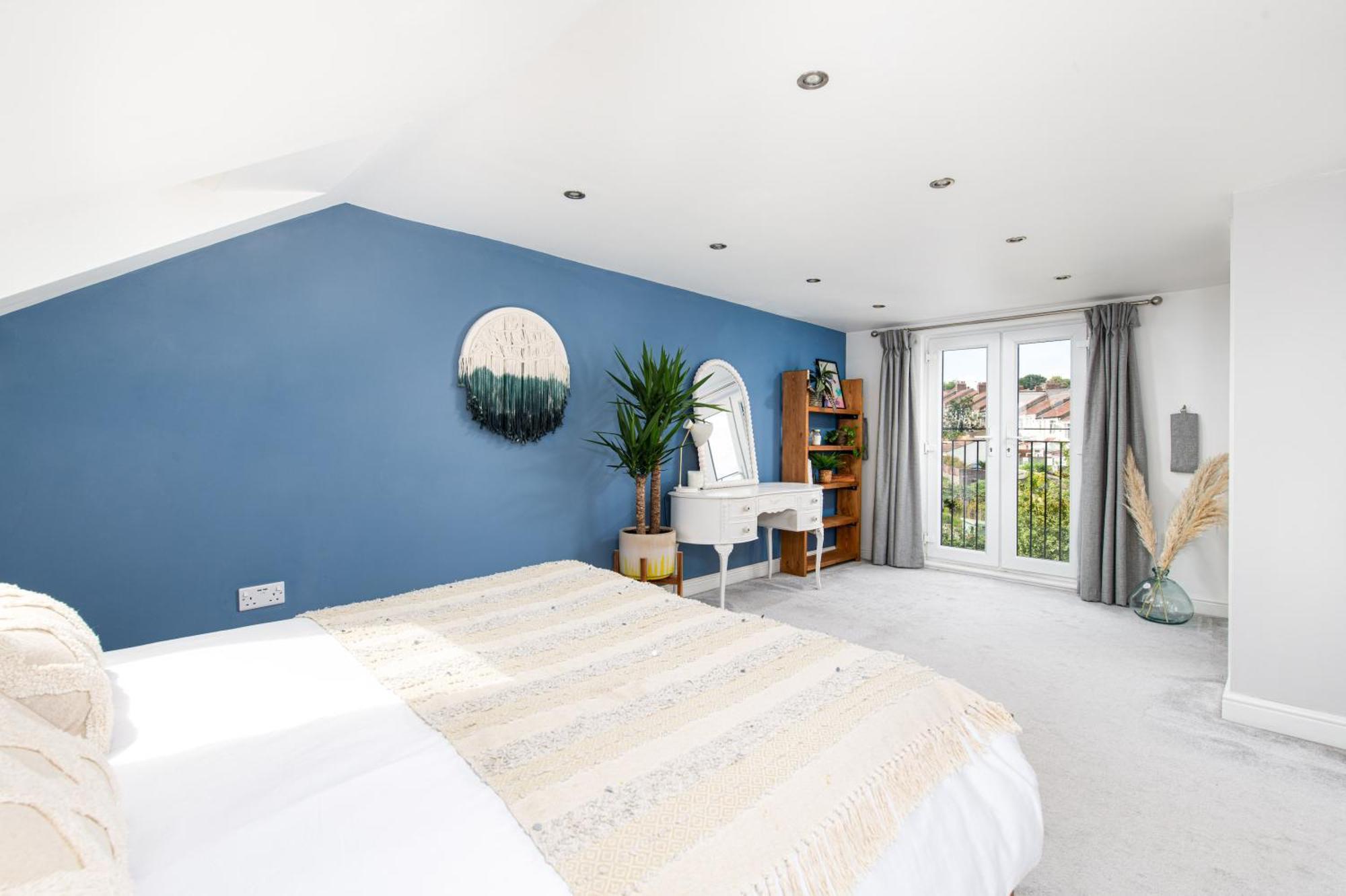 Charming Family Home With Stoves, Garden & Parking Bristol Eksteriør bilde